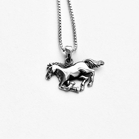 Sterling Silver Unisex Horse Necklace, Animal Necklaces, Stallion Chain, Mustang - Picture 7 of 11